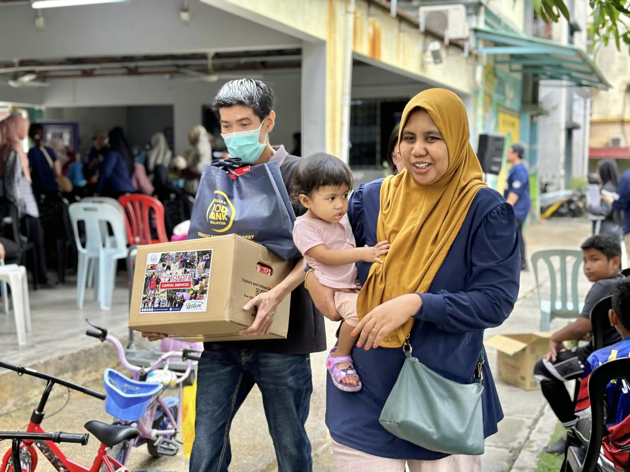 Read more about the article Sorotan program Food Bank Lestari YFBM bersama Toyota Capital Services