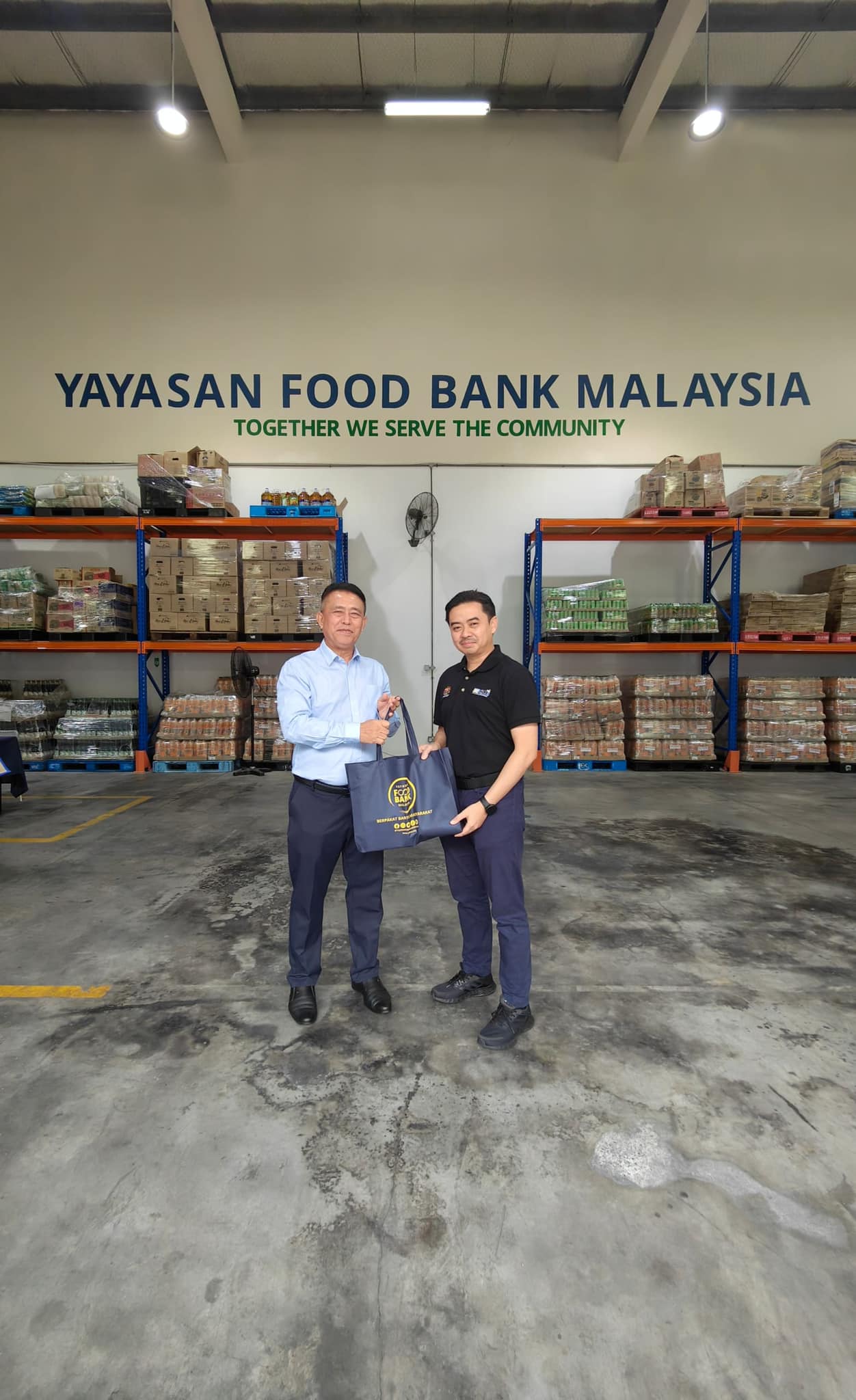 Read more about the article KUNJUNGAN HORMAT KPDN NEGERI SELANGOR KE ATAS YAYASAN FOOD BANK MALAYSIA