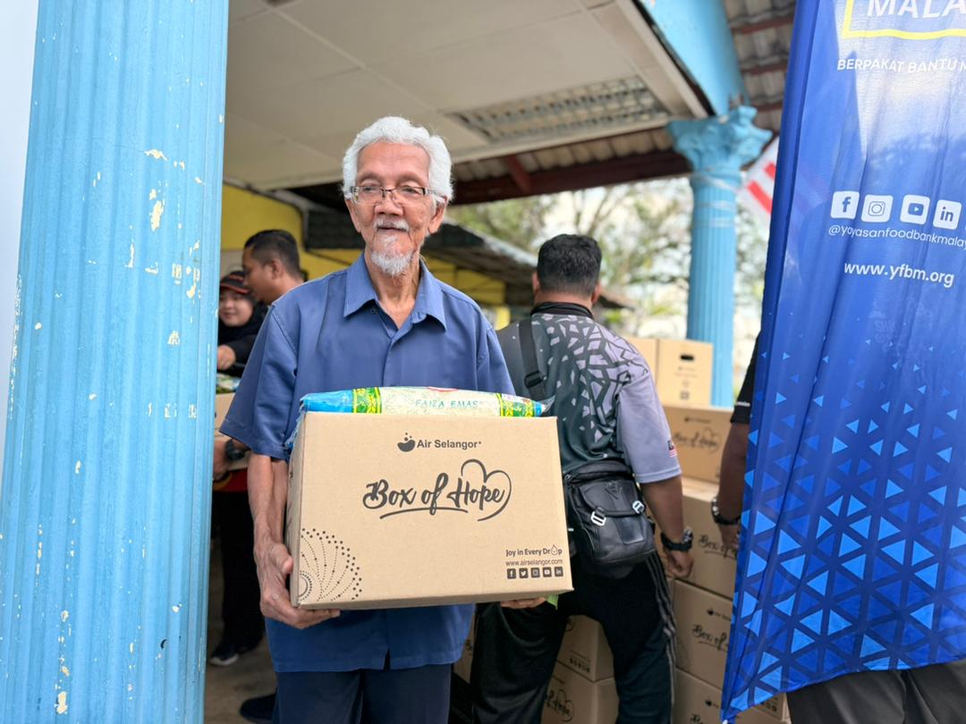 Read more about the article SESAMA MARA BOX OF HOPE AIR SELANGOR, VILLAGE GROCER & YAYASAN FOOD BANK MALAYSIA