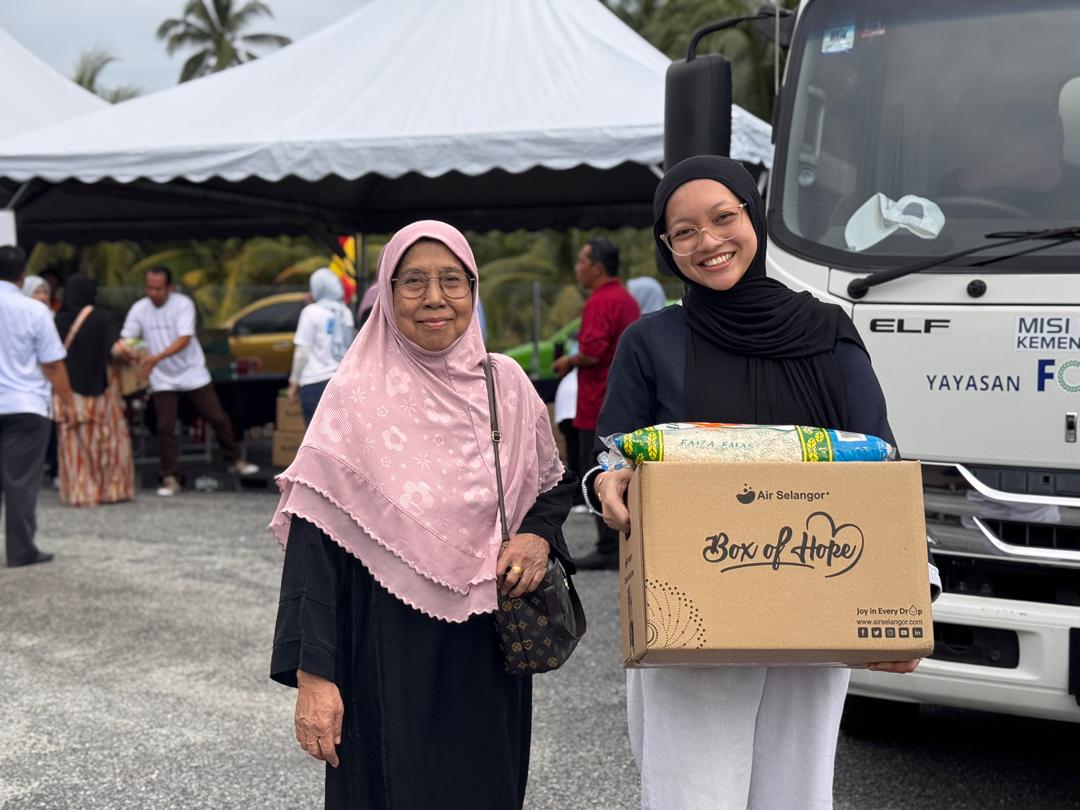 Read more about the article Penghargaan Komuniti: Program Box of Hope Air Selangor (2025) & YFBM Akan Diteruskan ke Tahun 2026