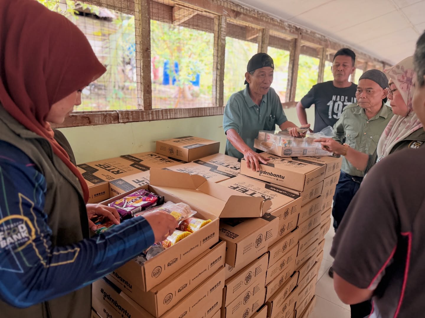 Read more about the article AGIHAN RTEF KE KAMPUNG PRIDAN SUMBANGAN YAYASAN HASANAH