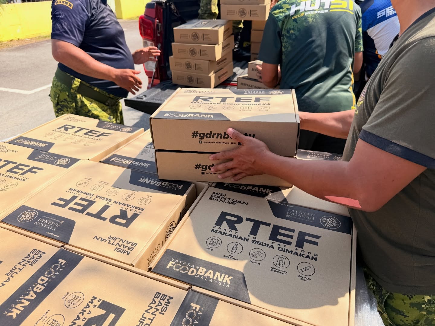 Read more about the article PENGHANTARAN & AGIHAN RTEF KE SABAH SUMBANGAN YAYASAN HASANAH DAN GDRN