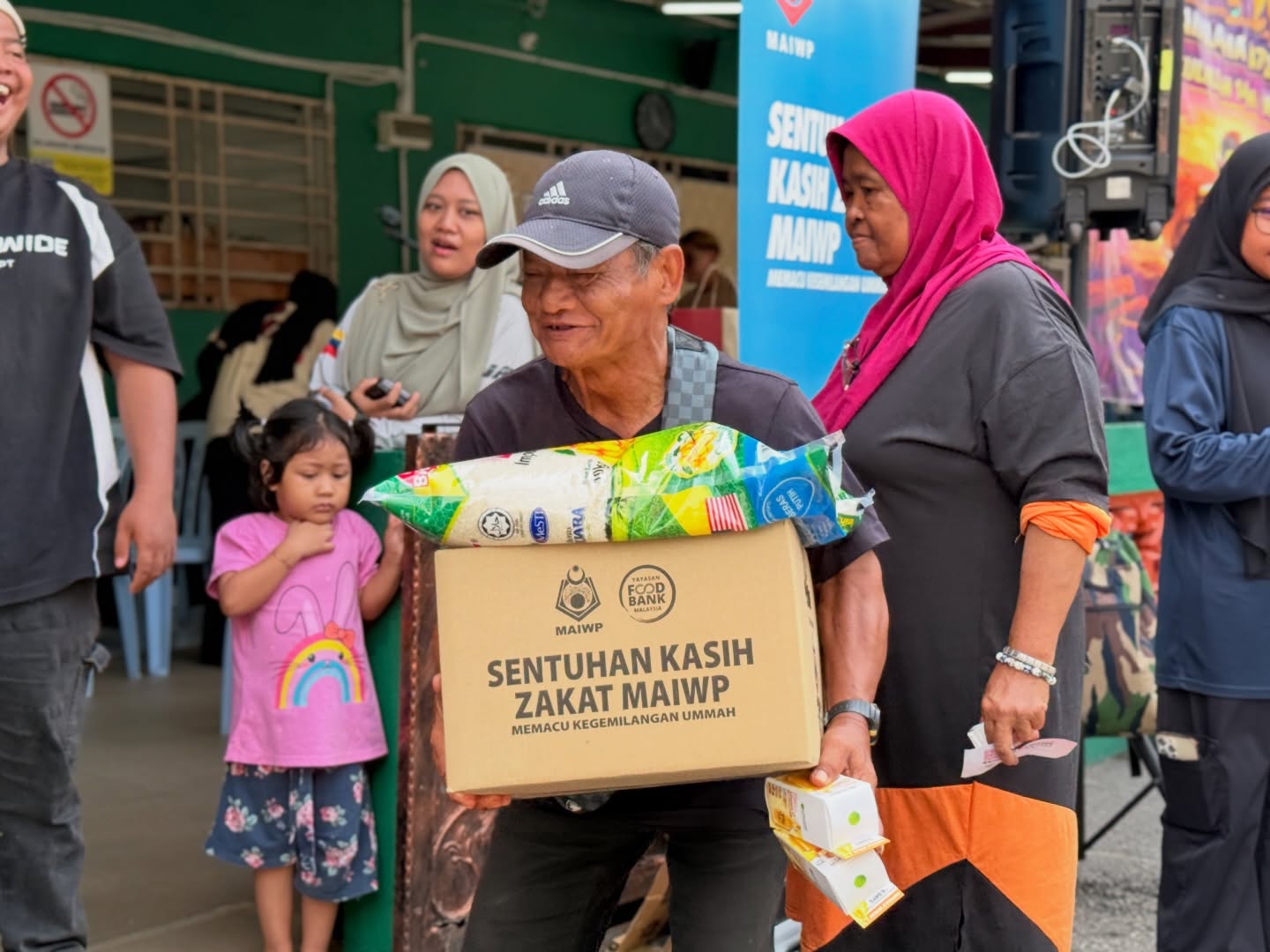 Read more about the article PROGRAM SENTUHAN KASIH ZAKAT MAIWP BERSAMA YAYASAN FOOD BANK MALAYSIA 2026 DI  SURAU AL HIJRIAH PPR SRI AMAN