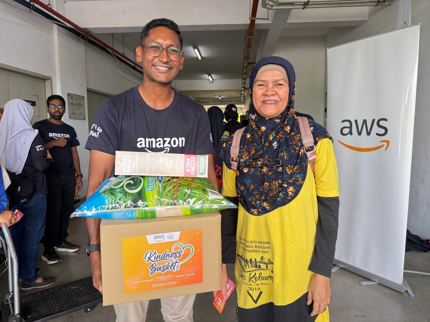 Read more about the article PROGRAM KINDNESS BASKET YAYASAN FOOD BANK MALAYSIA SUMBANGAN AMAZON WEB SERVICES (AWS) MALAYSIA 2026