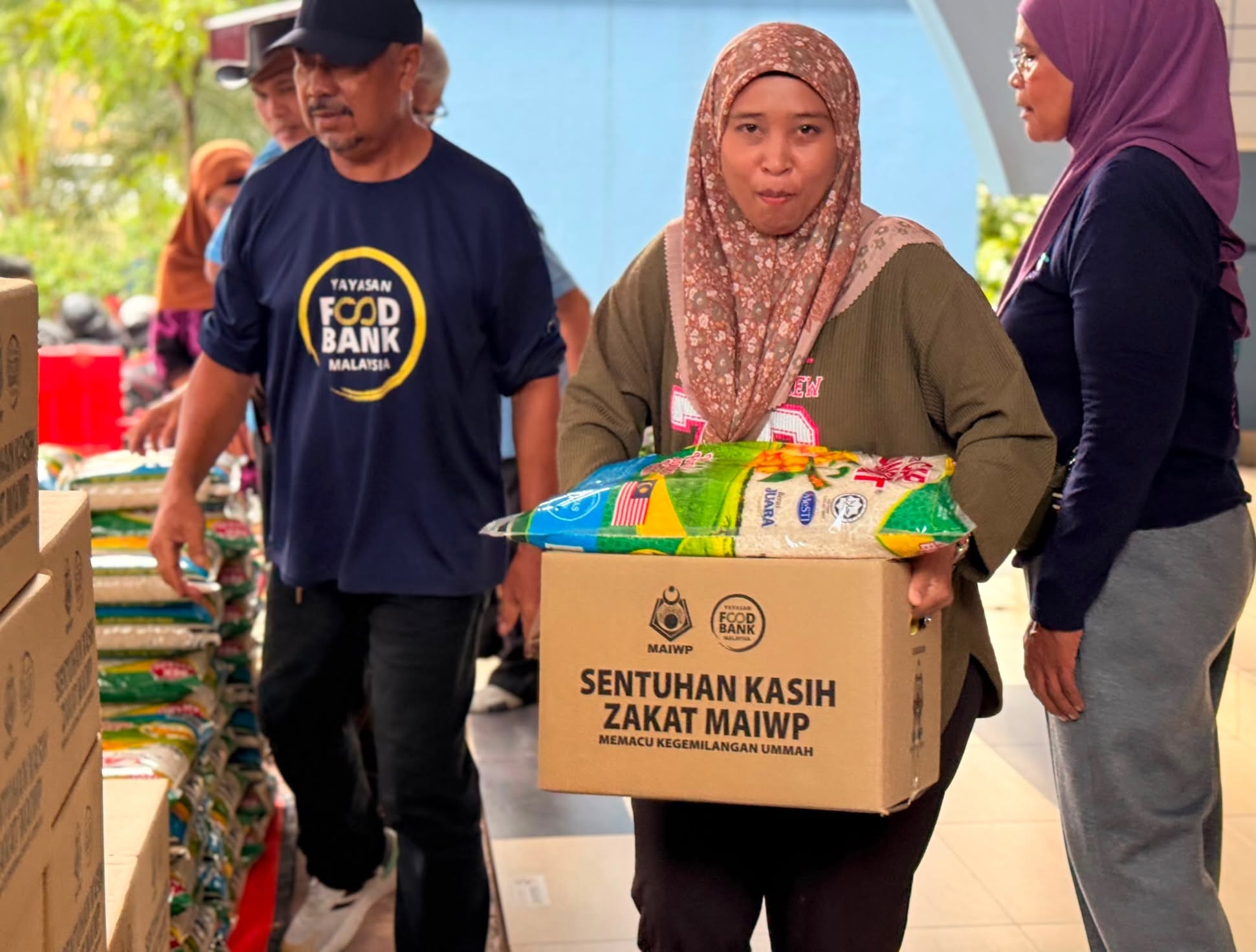 Read more about the article PROGRAM SENTUHAN KASIH ZAKAT MAIWP BERSAMA YAYASAN FOOD BANK MALAYSIA 2026 DI SURAU AL-HUSNA, PPR SERI SEMARAK